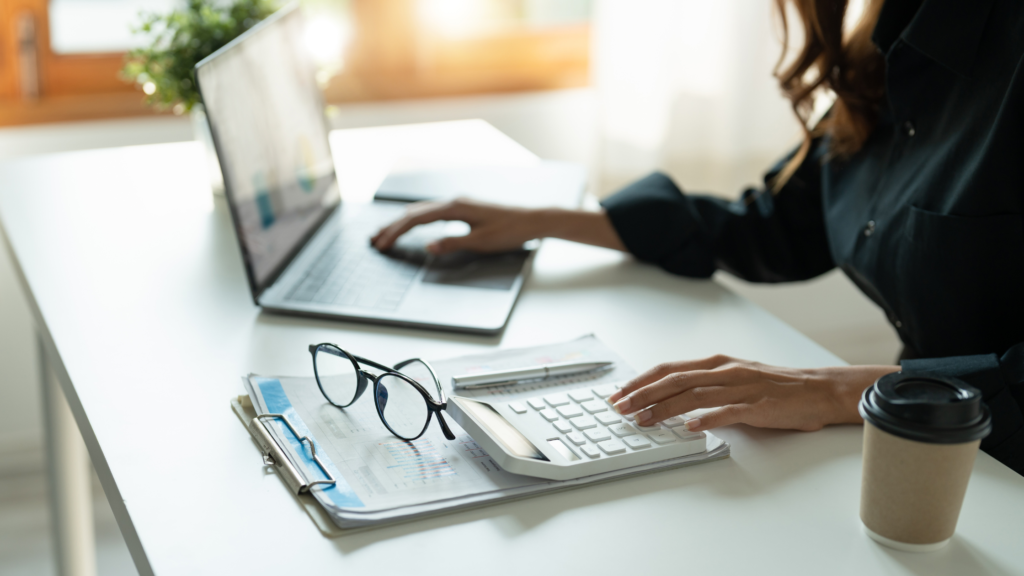 Service Invoice: Easy Guide for Content Creators